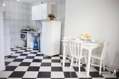 A cozinha ou kitchenette de Di Raffaele Bombinhas