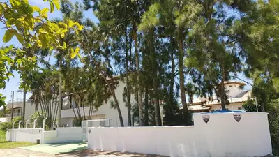 O edifício onde a casa de hóspedes está situado