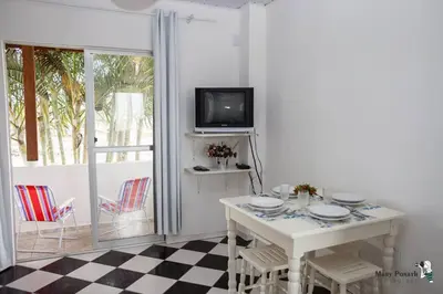 Uma televisão e/ou sistema de entretenimento em Di Raffaele Bombinhas