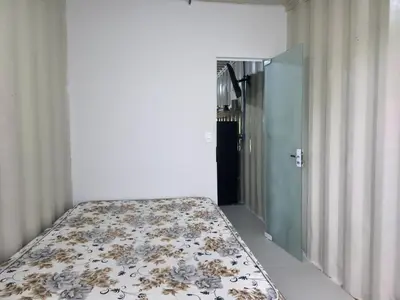 A planta de Apartamento Térreo em Itapema Bom Custo Ar condicionado e vaga de estacionamento QQ