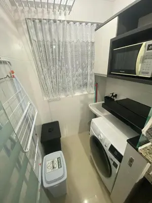 Uma casa de banho em Garden Ville, 200m da Praia de Bombas
