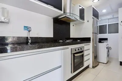 A planta de 1021 Apartamento em condomínio com piscina localizado na Avenida da praia do centro de Bombinhas