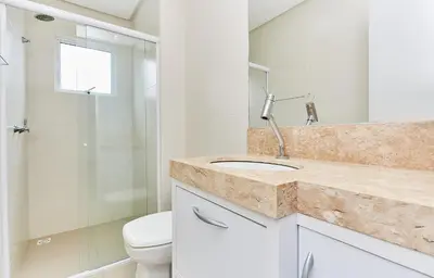 A planta de 1035 Apartamento agradável e econômico para até 05 pessoas na praia do centro de Bombinhas