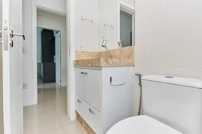 A planta de 1035 Apartamento agradável e econômico para até 05 pessoas na praia do centro de Bombinhas