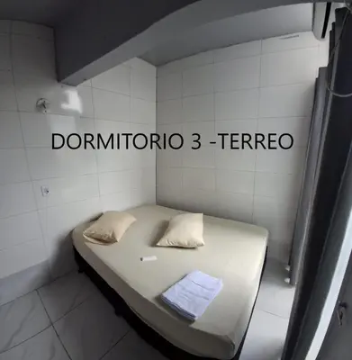 A planta de Casa com Piscina Privativa, 3 Quartos e 3 Banheiros Itapema