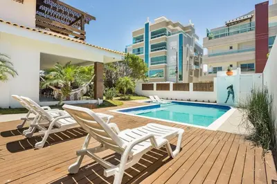 A piscina em ou perto de Casa do Artista a 60m do mar, piscina, 4 quartos
