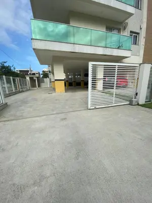O edifício onde o apartamento está situado