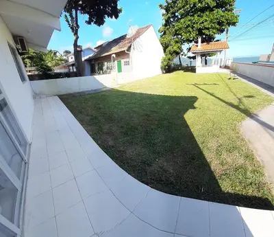 O edifício onde a casa de férias está situado