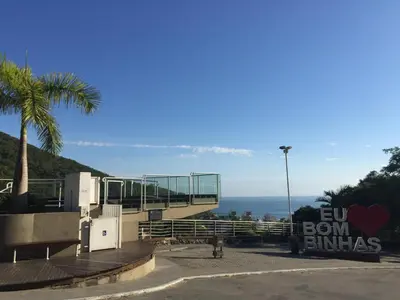 A planta de Studio 80m da Praia