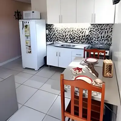 Apartamento térreo climatizado próximo a praia