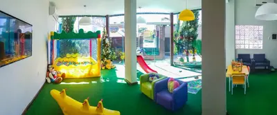 O clube infantil de Pousada Bora Bora