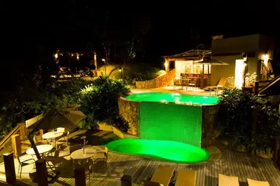 A piscina em ou perto de Pousada Vila do Bosque