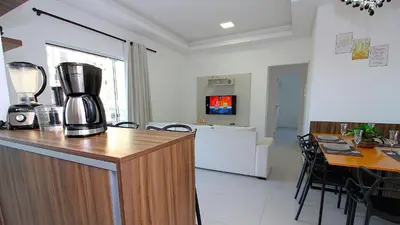 A cozinha ou kitchenette de 1074 - Apartamento para locação no centro de Bombinhas