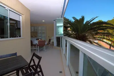 Uma varanda ou terraço em 1067 - Apartamento para locação em Bombinhas com 03 suítes