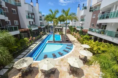 A piscina em ou perto de 1032 - Apartamento para locação no centro de Bombinhas - Residencial Boulervard - 210