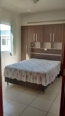 A planta de Apartamento 2º Andar Fundos Garagem para Carro Pequeno