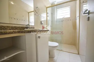Uma casa de banho em 1006 - Apartamento com vista para o mar