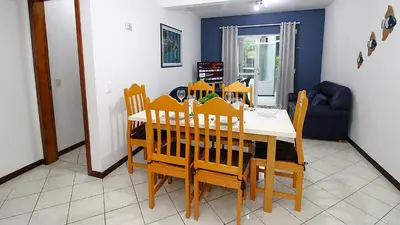 Uma área de estar em 1031 - Apartamento para locação em Bombinhas - Residencial Solar das Bromélias Apto 157