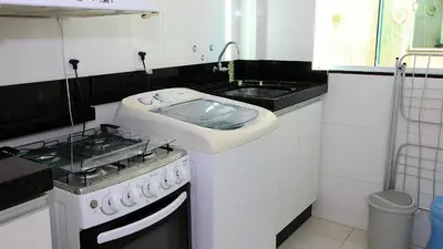 A cozinha ou kitchenette de 1055 - Apartamento para locação em Bombinhas - Residencial Atalanta Apto 204 B