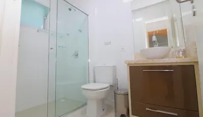 Uma casa de banho em 1057 - Apartamento para locação em Bombinhas