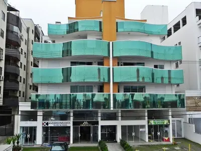 O edifício onde o apartamento está situado