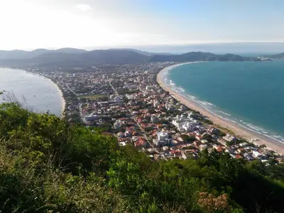 A planta de Casa temporada Mariscal, Bombinhas-SC