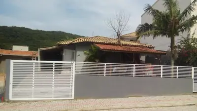 O edifício onde o apartamento está situado