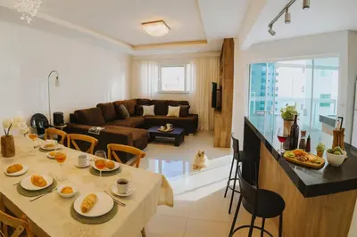 Refeições no apartamento ou nas proximidades