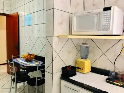 A cozinha ou kitchenette de Meia Praia 150 metros mar