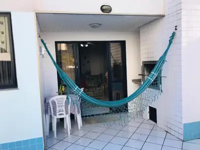 Um pátio ou outra área exterior em Meia Praia 150 metros mar