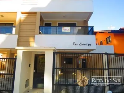 O edifício onde o apartamento está situado