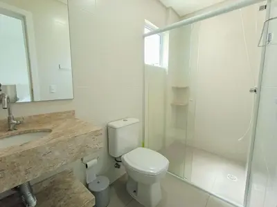 Uma casa de banho em Residencial Natália