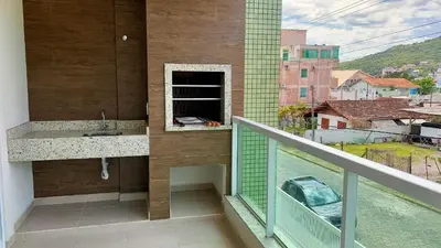Uma vista geral da montanha ou uma vista da montanha a partir do apartamento