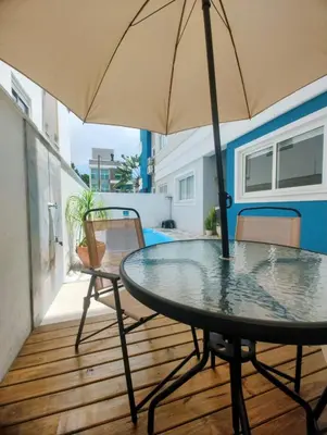 Um pátio ou outra área exterior em Praia de Palmas Ville