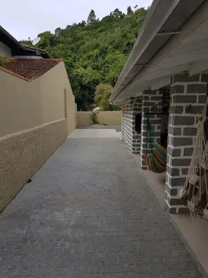 A planta de Casa 3 quartos Bombinhas lado Mar ou AP de 2 quartos