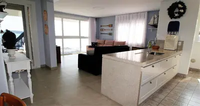 A cozinha ou kitchenette de 1080 - Apartamento com vista para o mar em Bombinhas