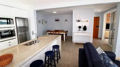 A cozinha ou kitchenette de 1080 - Apartamento com vista para o mar em Bombinhas