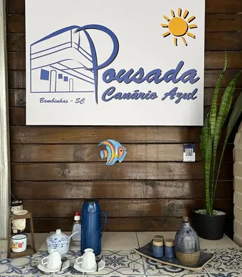 Um certificado, prémio, placa ou documento mostrado em Pousada Canario Azul