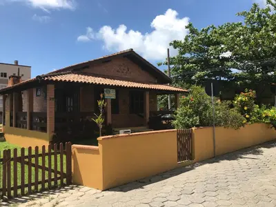 O edifício onde a casa de férias está situado