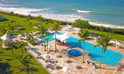 A piscina em ou perto de Itapema Beach Hotel & Convention