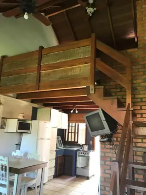 A cozinha ou kitchenette de Pousada e Residencial Canto Verde...a uma quadra da melhor praia...
