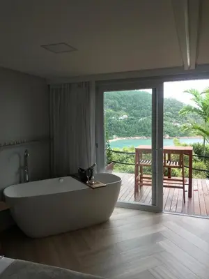 A planta de Mar de Bougainville