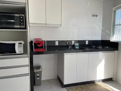 A cozinha ou kitchenette de Sobrado frente ao mar Mariscal 4 Pessoas