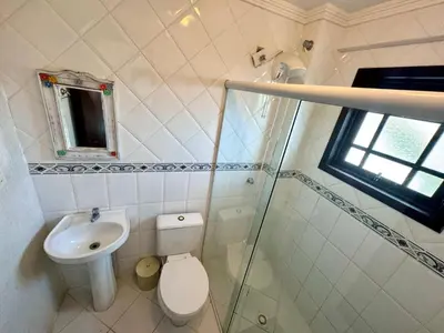 A planta de LINDO SOBRADO A 180mts DA PRAIA MARISCAL BOMBINHAS PISCINA 249-3