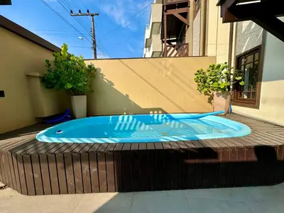A planta de LINDO SOBRADO A 180mts DA PRAIA MARISCAL BOMBINHAS PISCINA 249-3