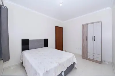 A planta de Casa à 80m da praia