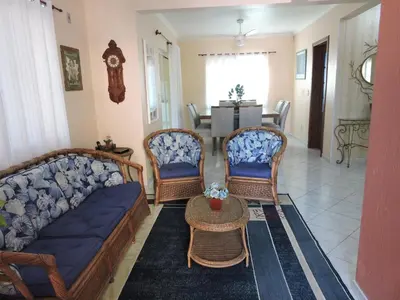 A planta de Casa alto padrão a 300 mts da praia