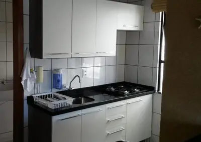 A cozinha ou kitchenette de Apartamento em Meia Praia, Itapema, SC.