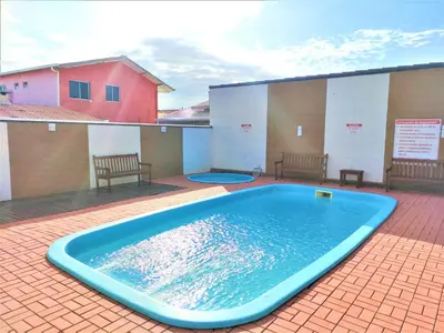 A piscina em ou perto de Casa Olinda Estúdios e Suítes com Piscina e Churrasqueira qq