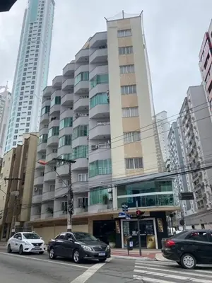 O edifício onde o apartamento está situado
